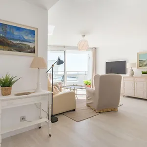 Tgh/ Beachfront And Center Marbella